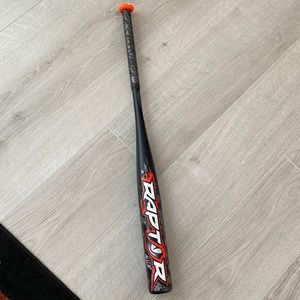 Used Rawlings USA Youth Bat (-11) Length: 30” Weight: 20oz